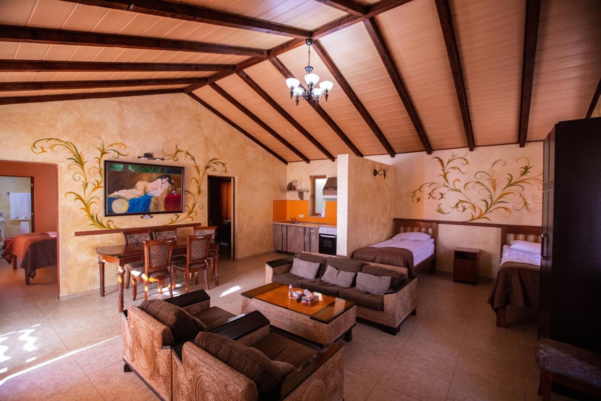 Haghartsin Hotel&Restaurant Dilijan Bagian luar foto