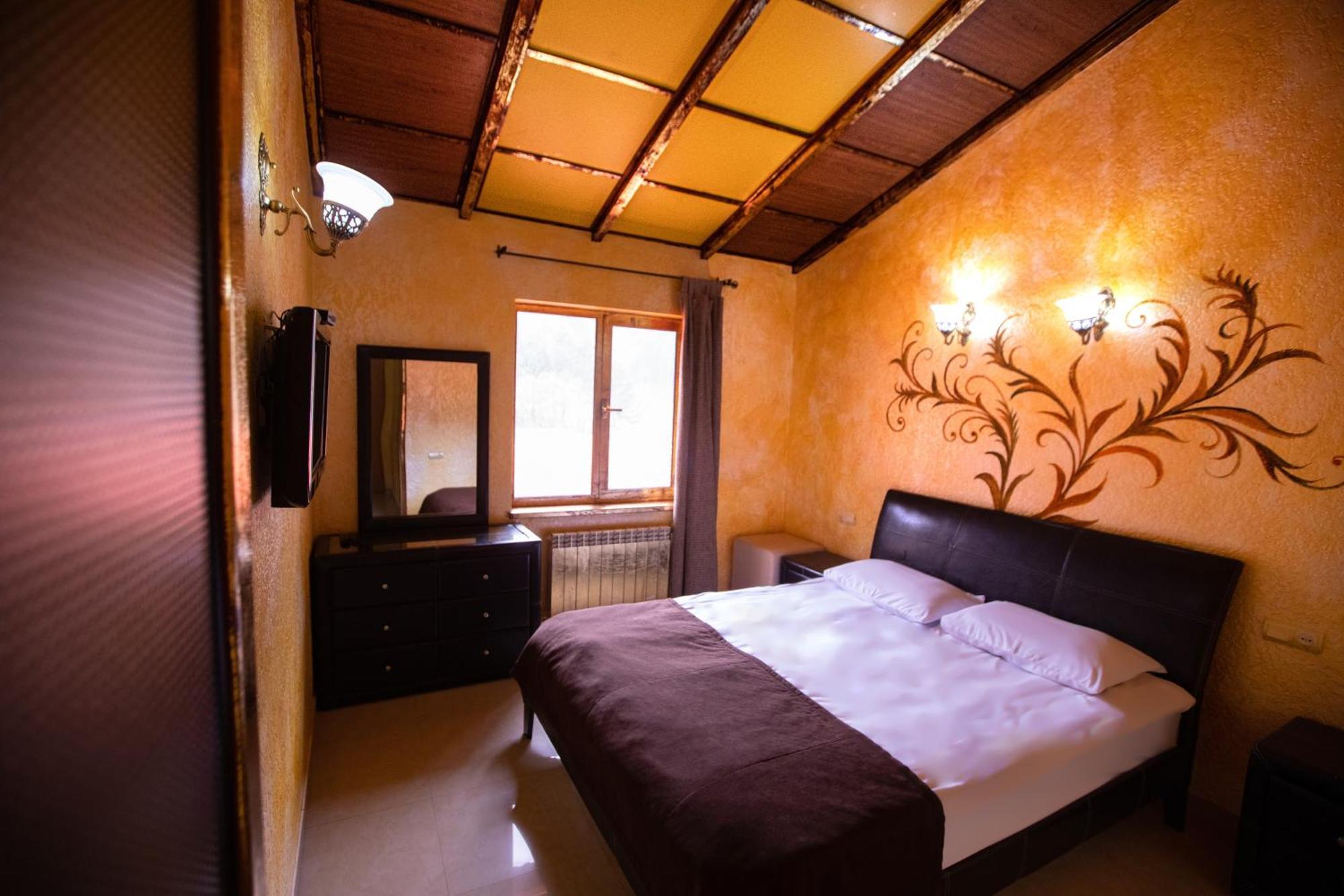Haghartsin Hotel&Restaurant Dilijan Bagian luar foto