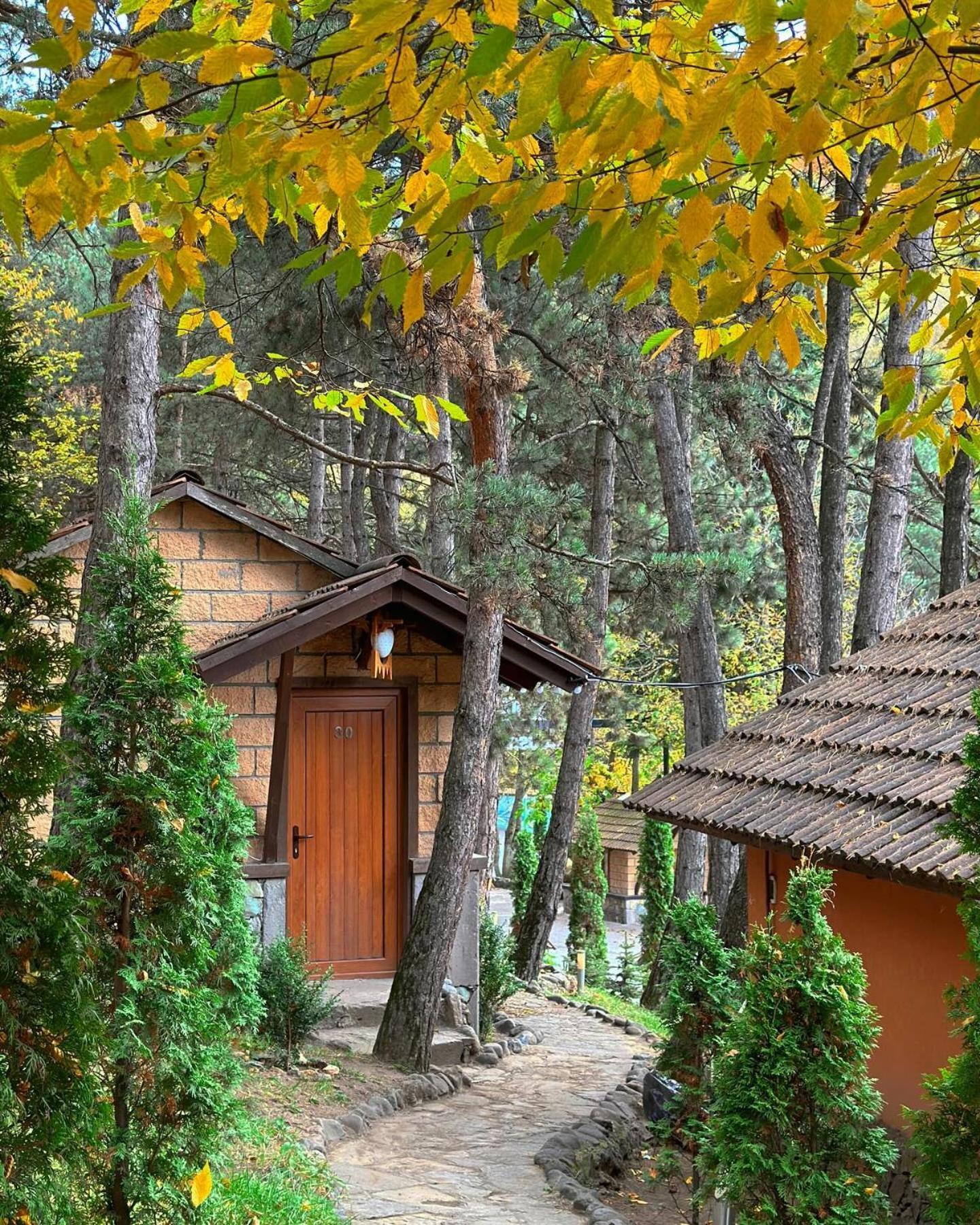 Haghartsin Hotel&Restaurant Dilijan Bagian luar foto