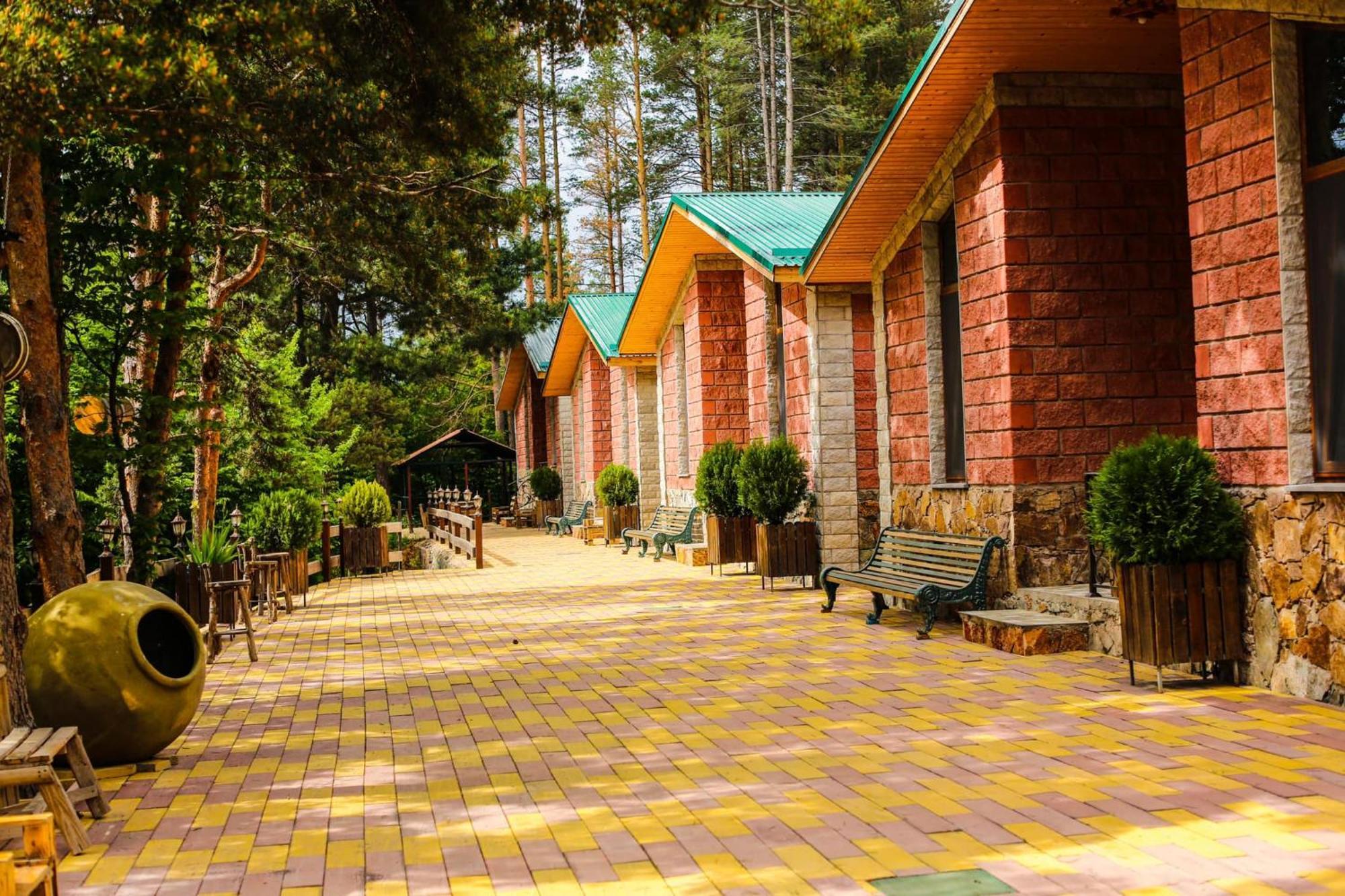Haghartsin Hotel&Restaurant Dilijan Bagian luar foto
