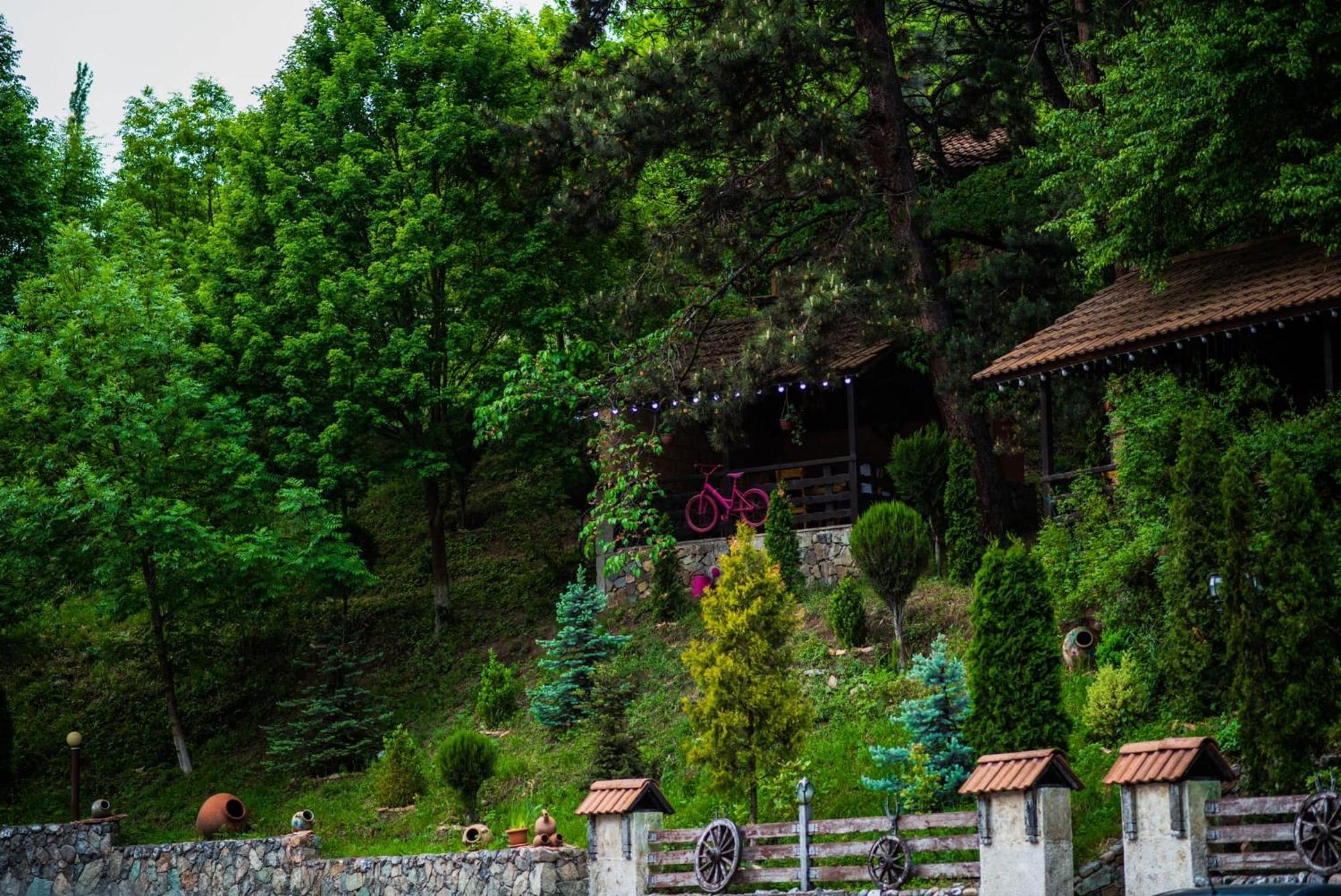 Haghartsin Hotel&Restaurant Dilijan Bagian luar foto