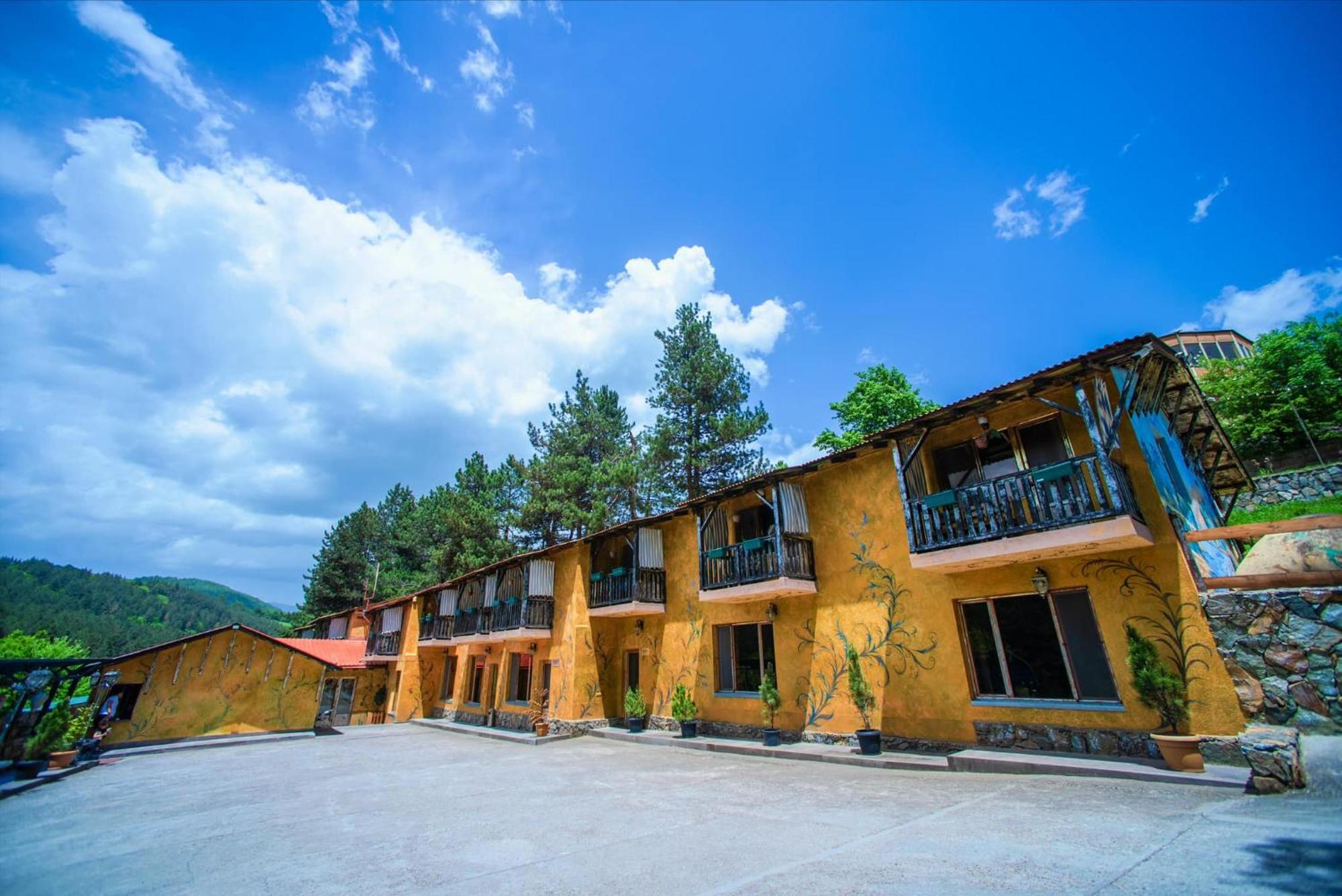 Haghartsin Hotel&Restaurant Dilijan Bagian luar foto